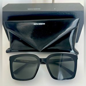 GENTLE MONSTER Sunglasses - TEGA 01 - **BRAND NEW**